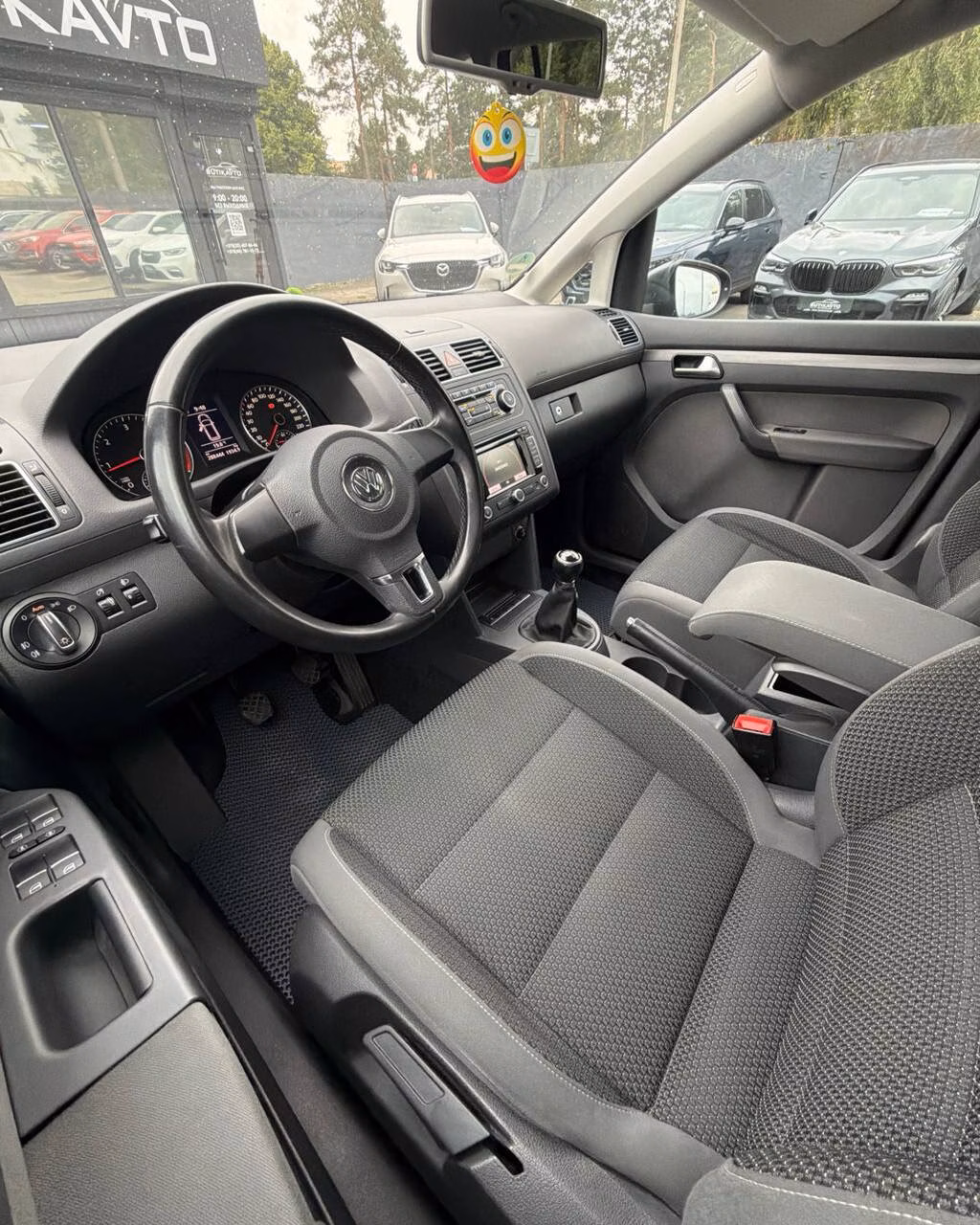 Volkswagen Touran фото 9