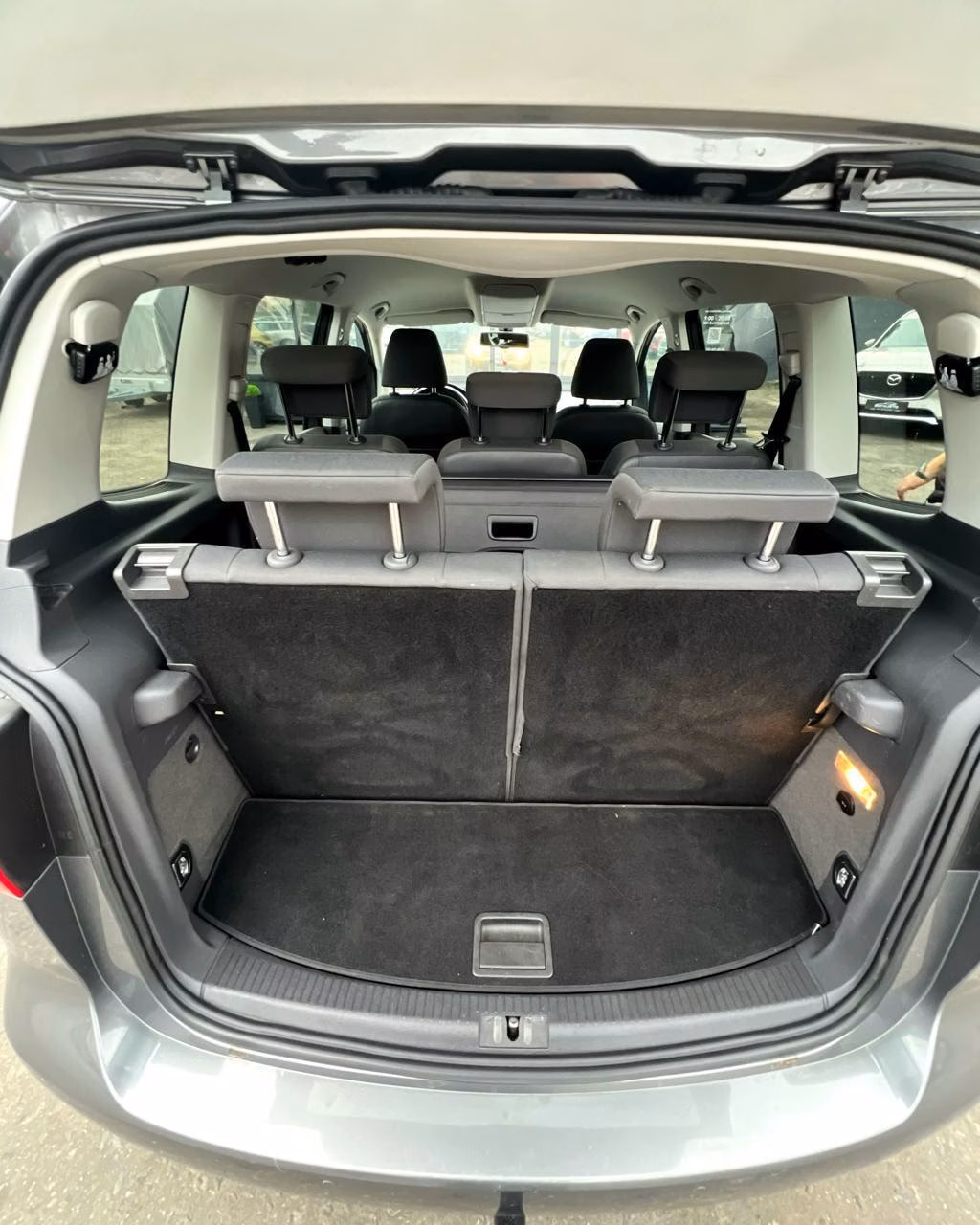 Volkswagen Touran фото 11