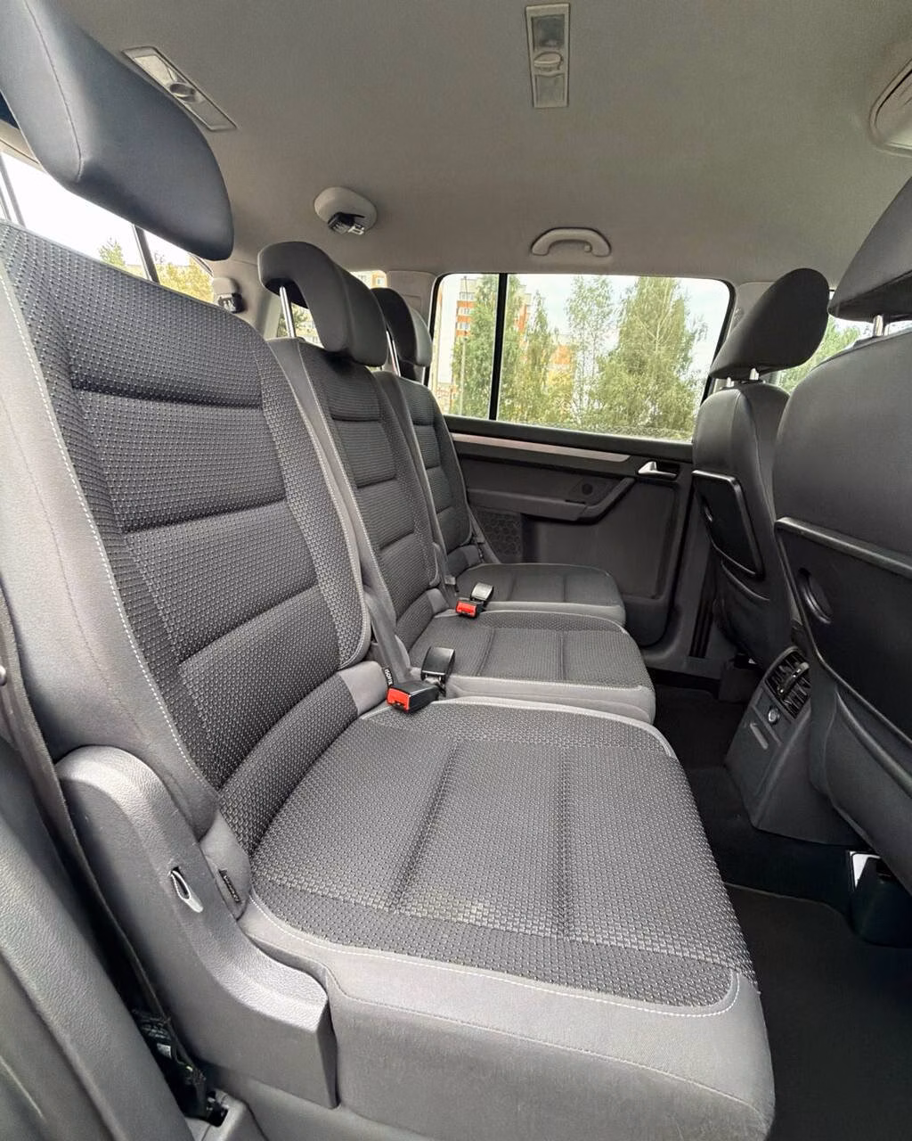 Volkswagen Touran фото 12