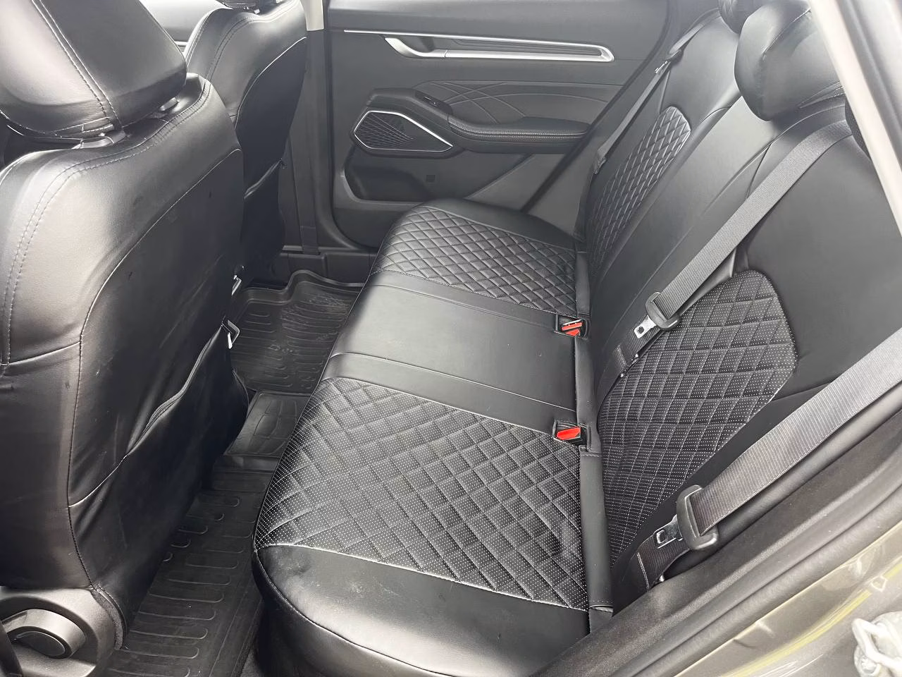 Geely Emgrand фото 20