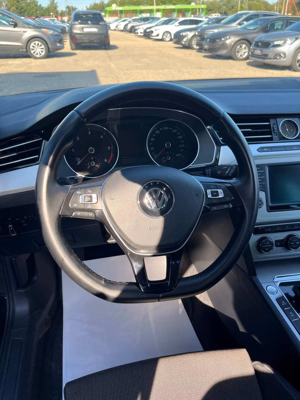 Volkswagen Passat фото 14