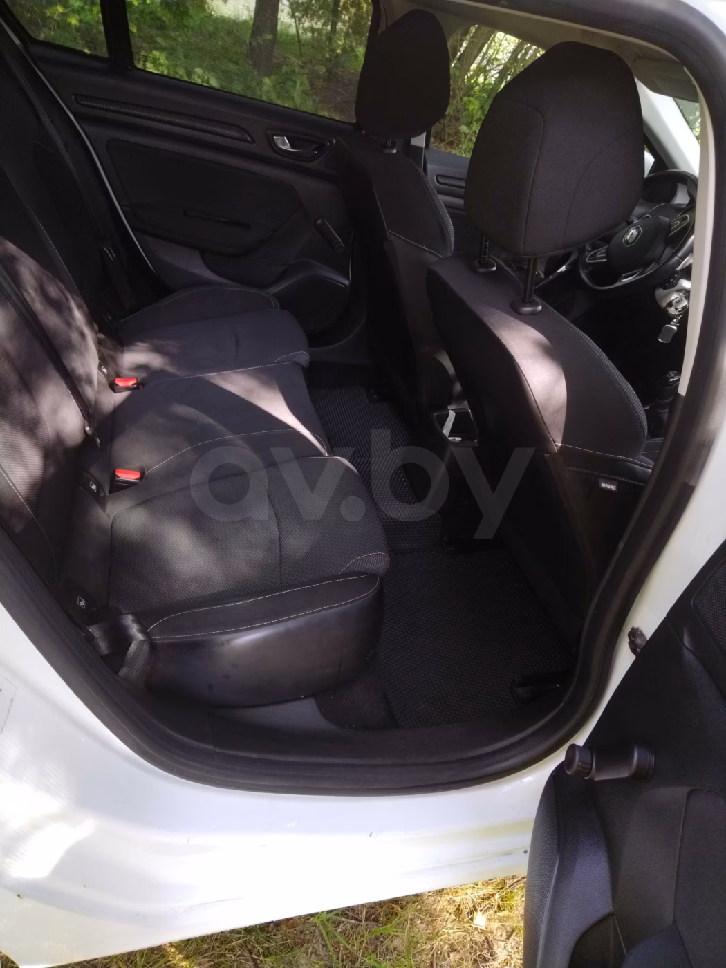 Renault Megane фото 13