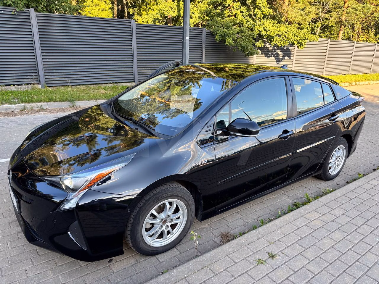 Toyota Prius фото 4
