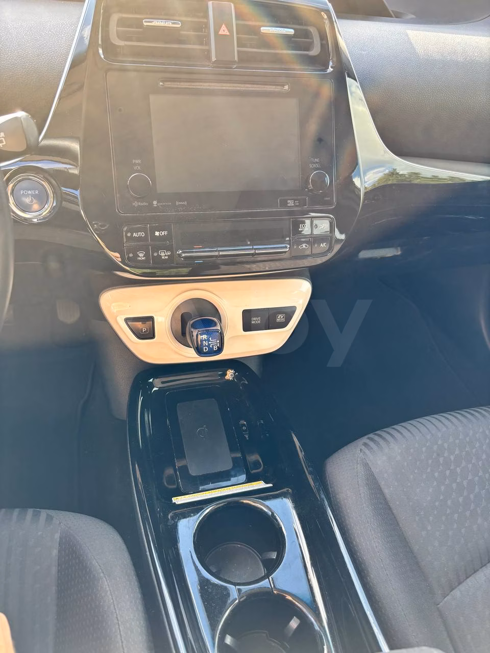 Toyota Prius фото 8