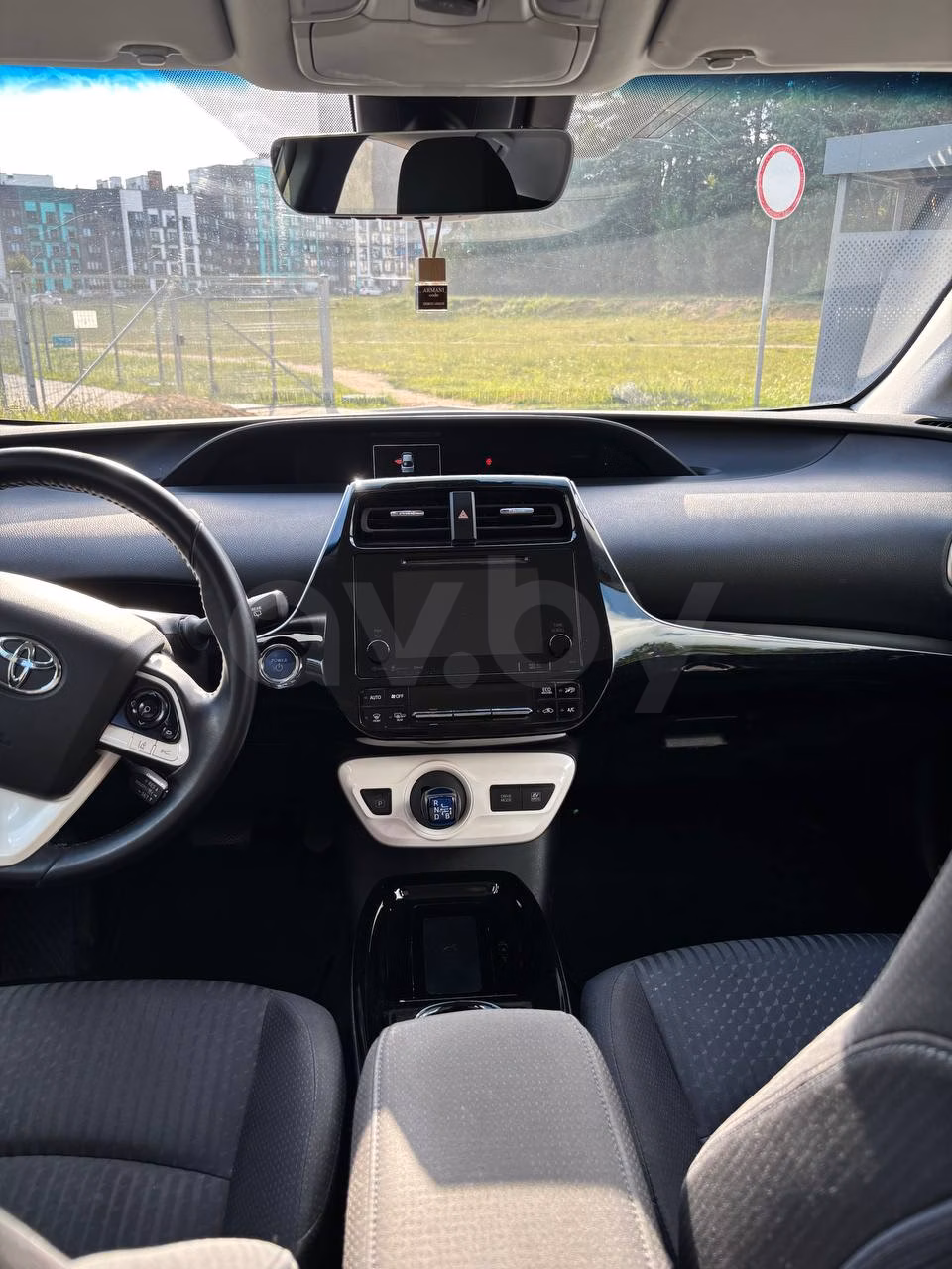 Toyota Prius фото 10