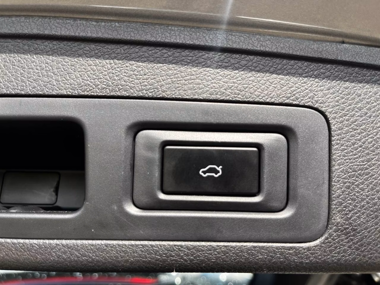 EXEED LX фото 8