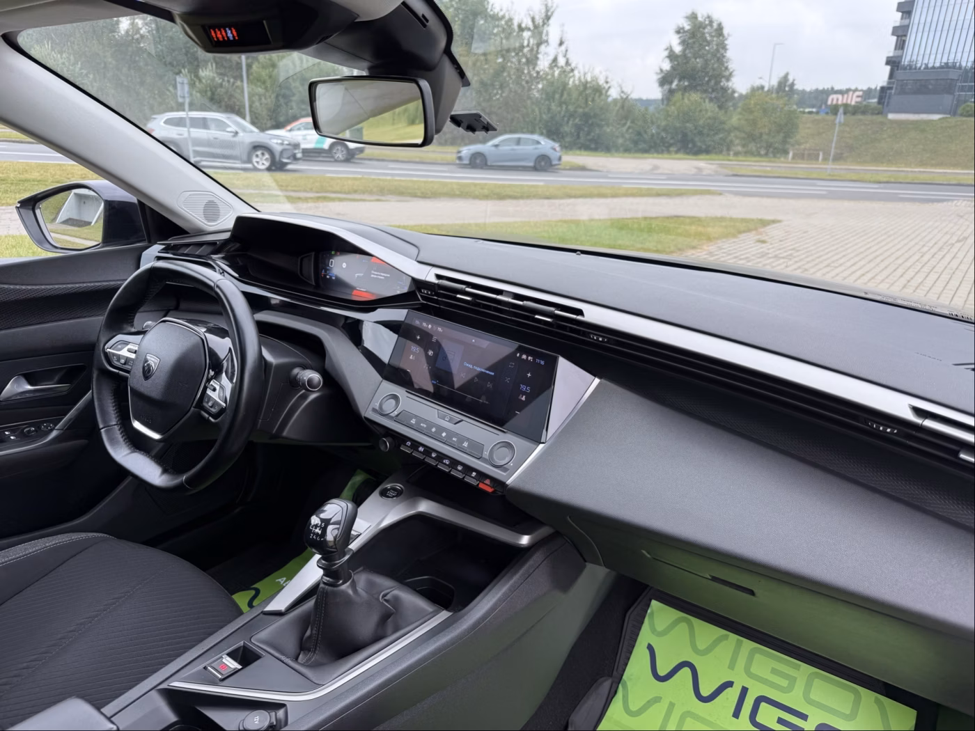 Peugeot 308 фото 13