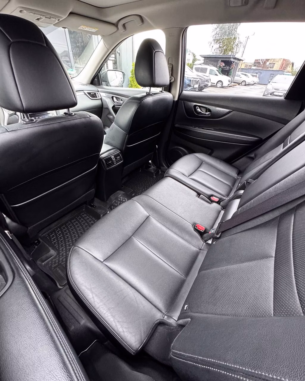 Nissan X-Trail фото 11