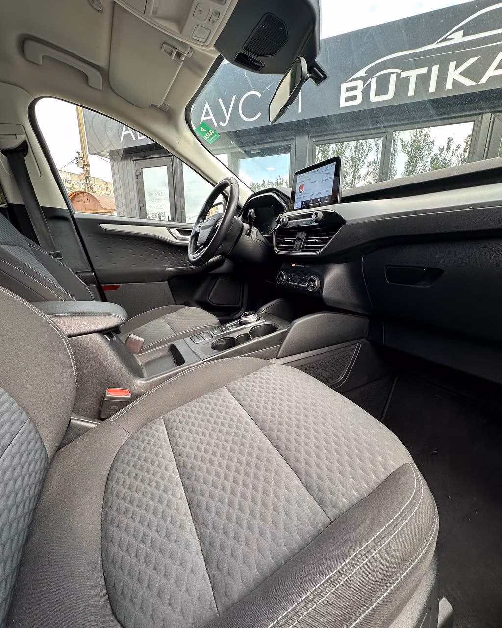 Ford Kuga фото 11