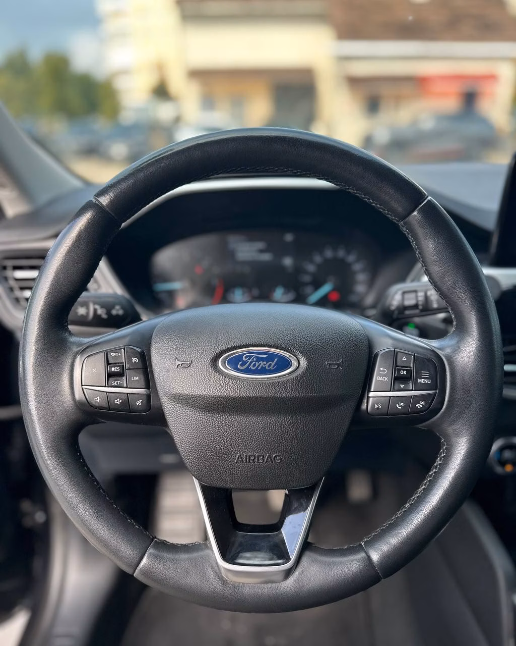 Ford Kuga фото 16