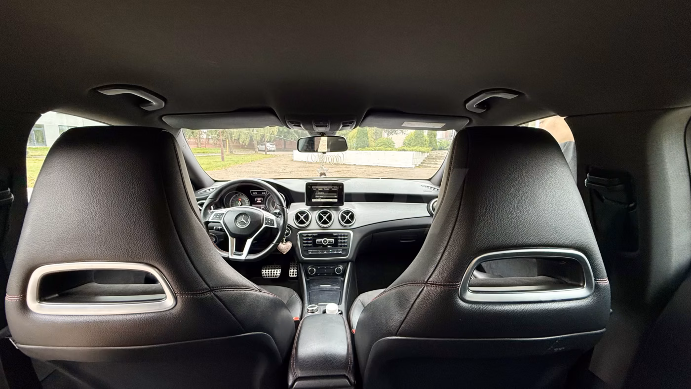 Mercedes-Benz CLA фото 16