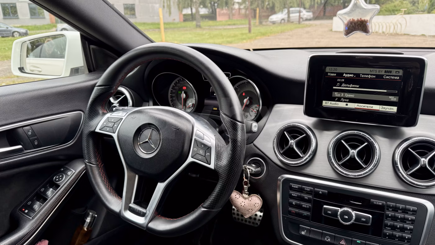 Mercedes-Benz CLA фото 13