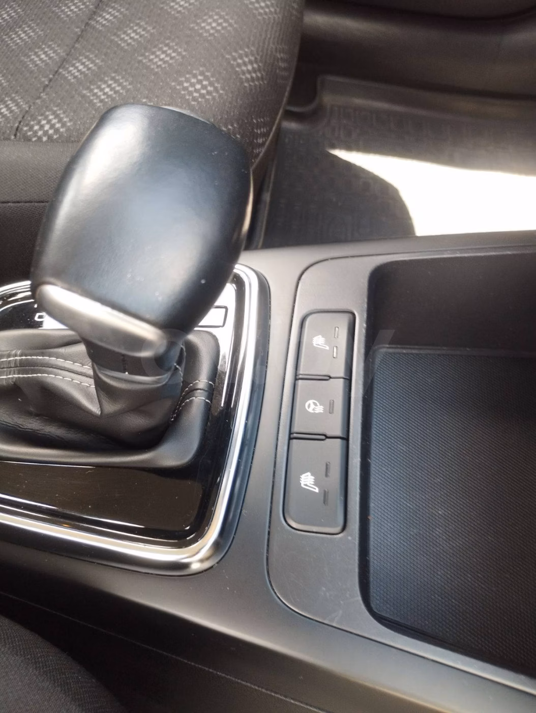 Kia Rio X (X-Line) фото 11