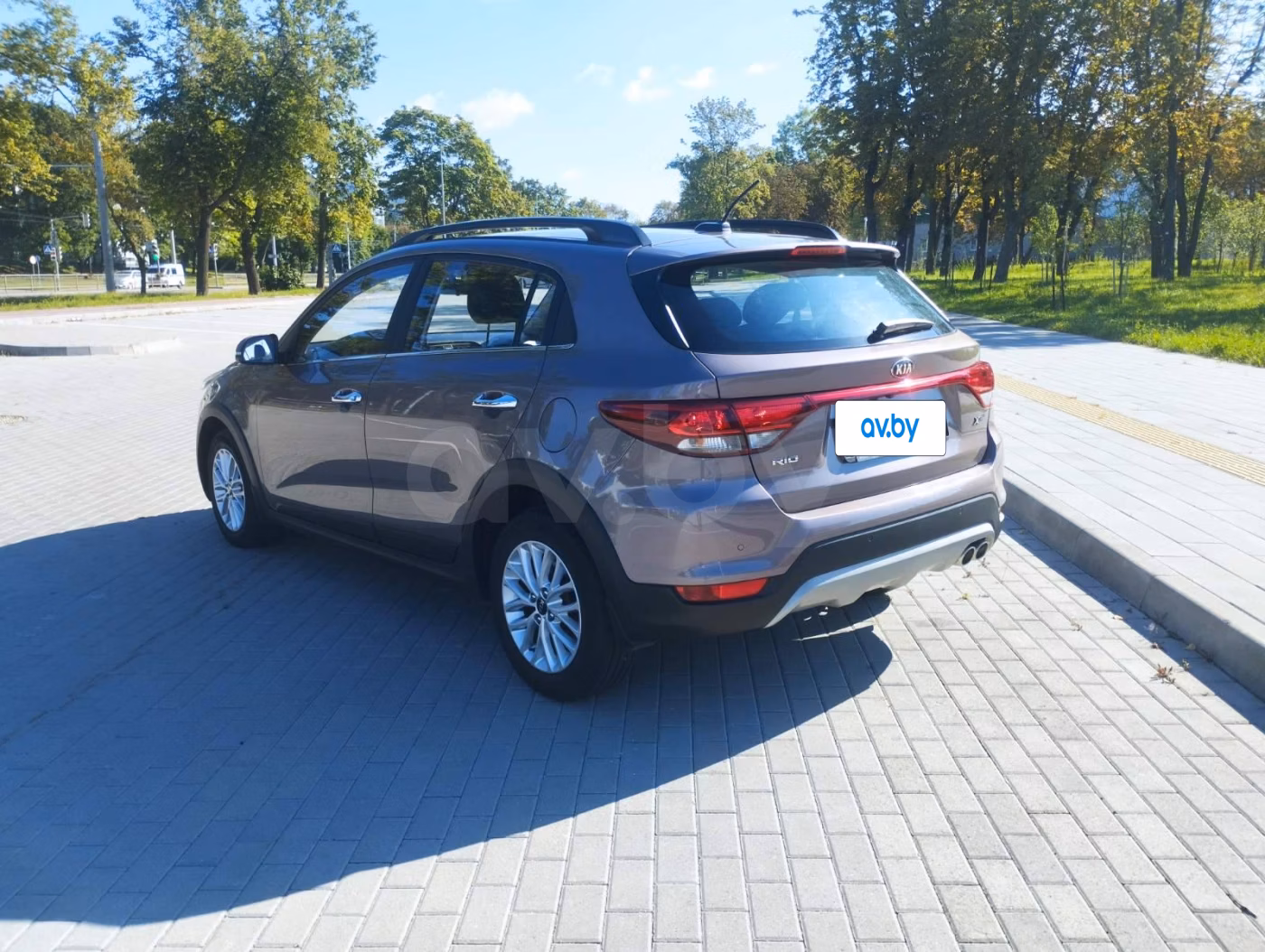 Kia Rio X (X-Line) фото 5