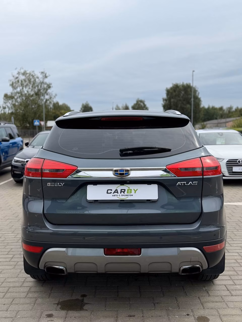 Geely Atlas фото 8