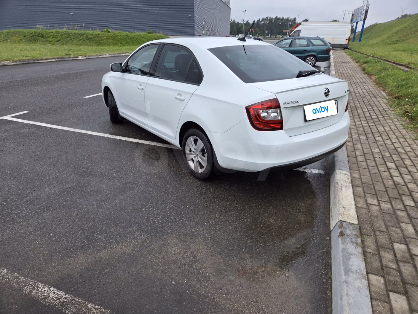 Skoda Rapid фото 3