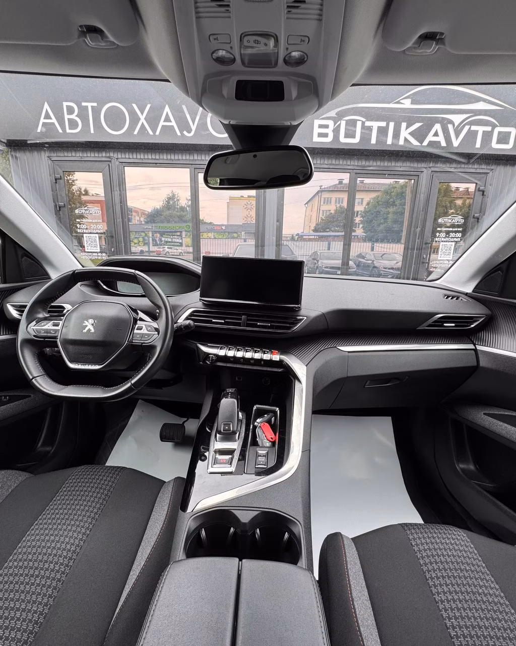 Peugeot 5008 фото 11