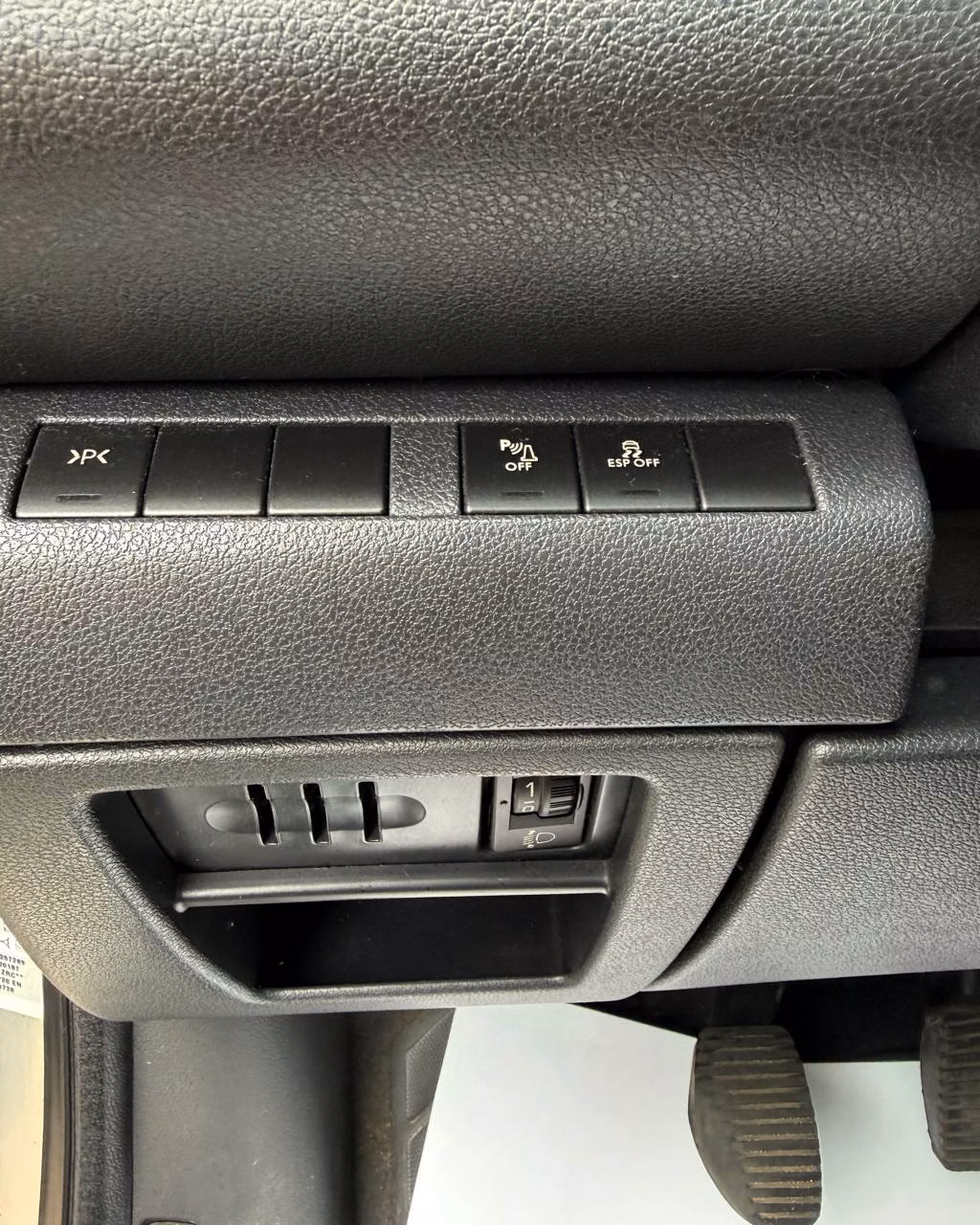 Peugeot 5008 фото 12