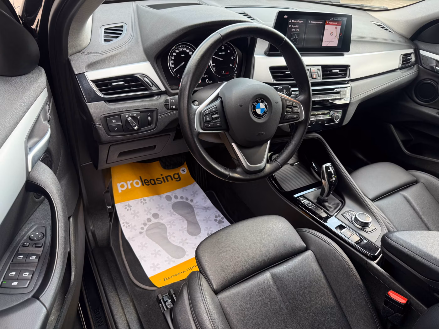 BMW X2 фото 11
