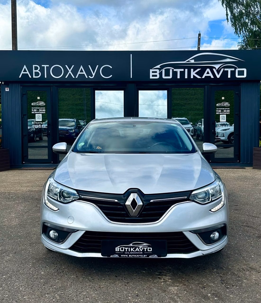 Renault Megane фото 2