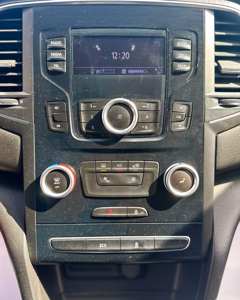 Renault Megane фото 14