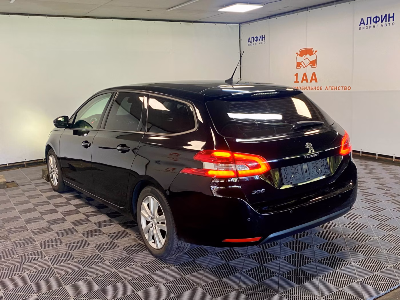 Peugeot 308 фото 4