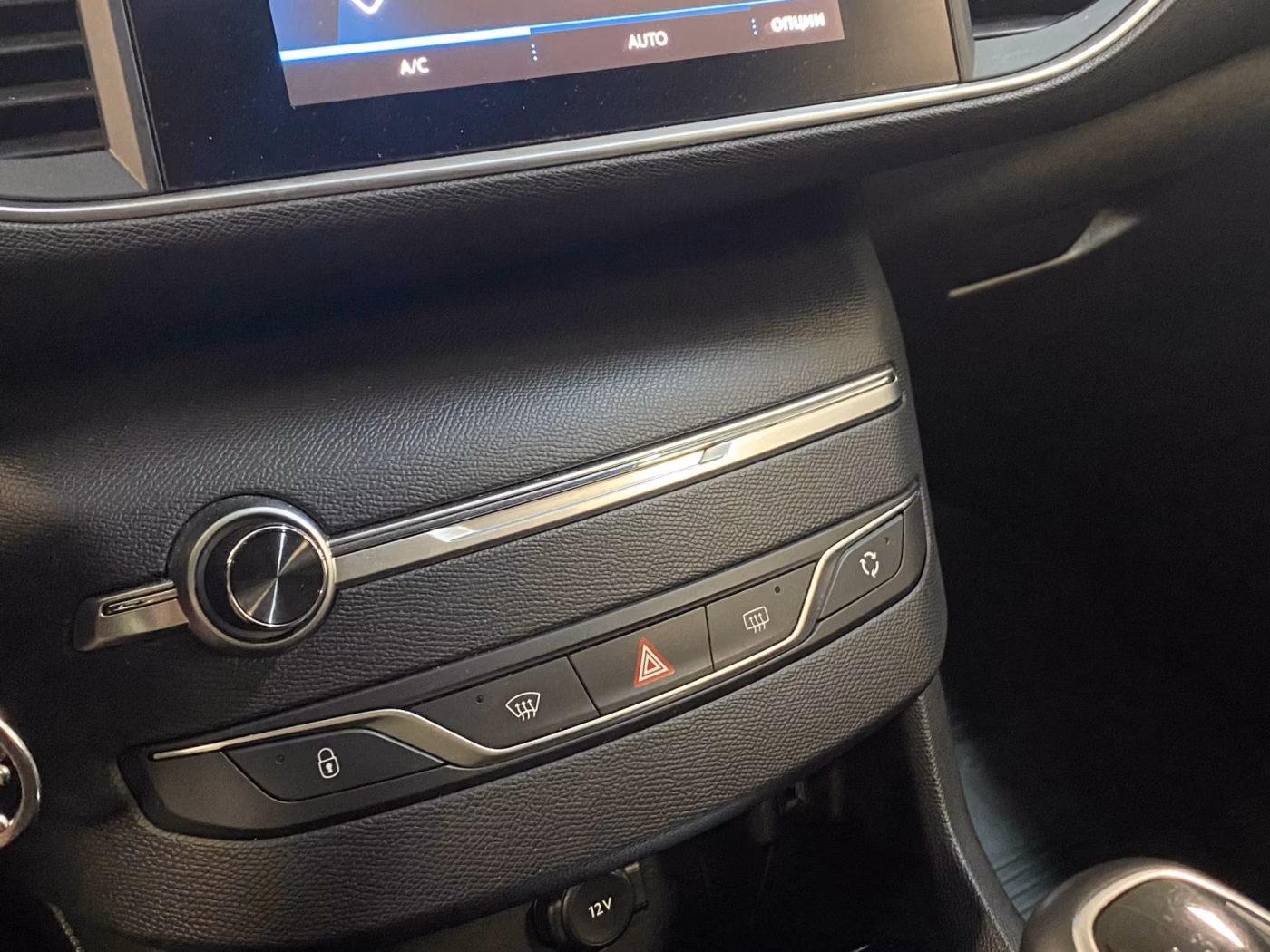 Peugeot 308 фото 11