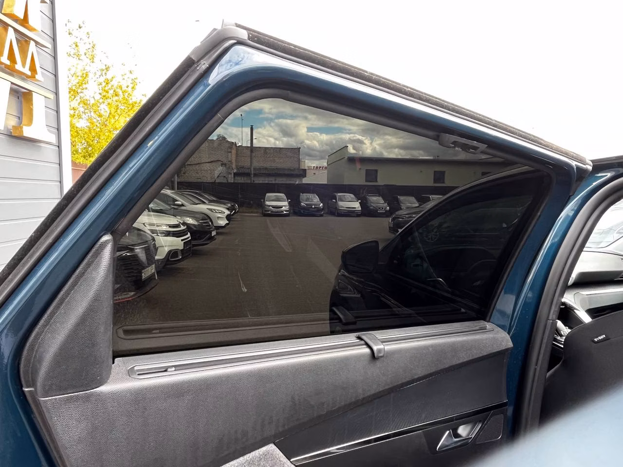 Peugeot 5008 фото 16