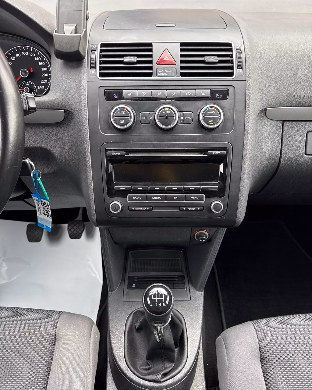Volkswagen Touran фото 15