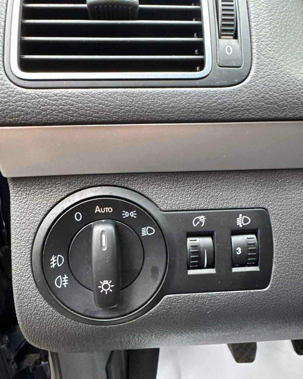Volkswagen Touran фото 19