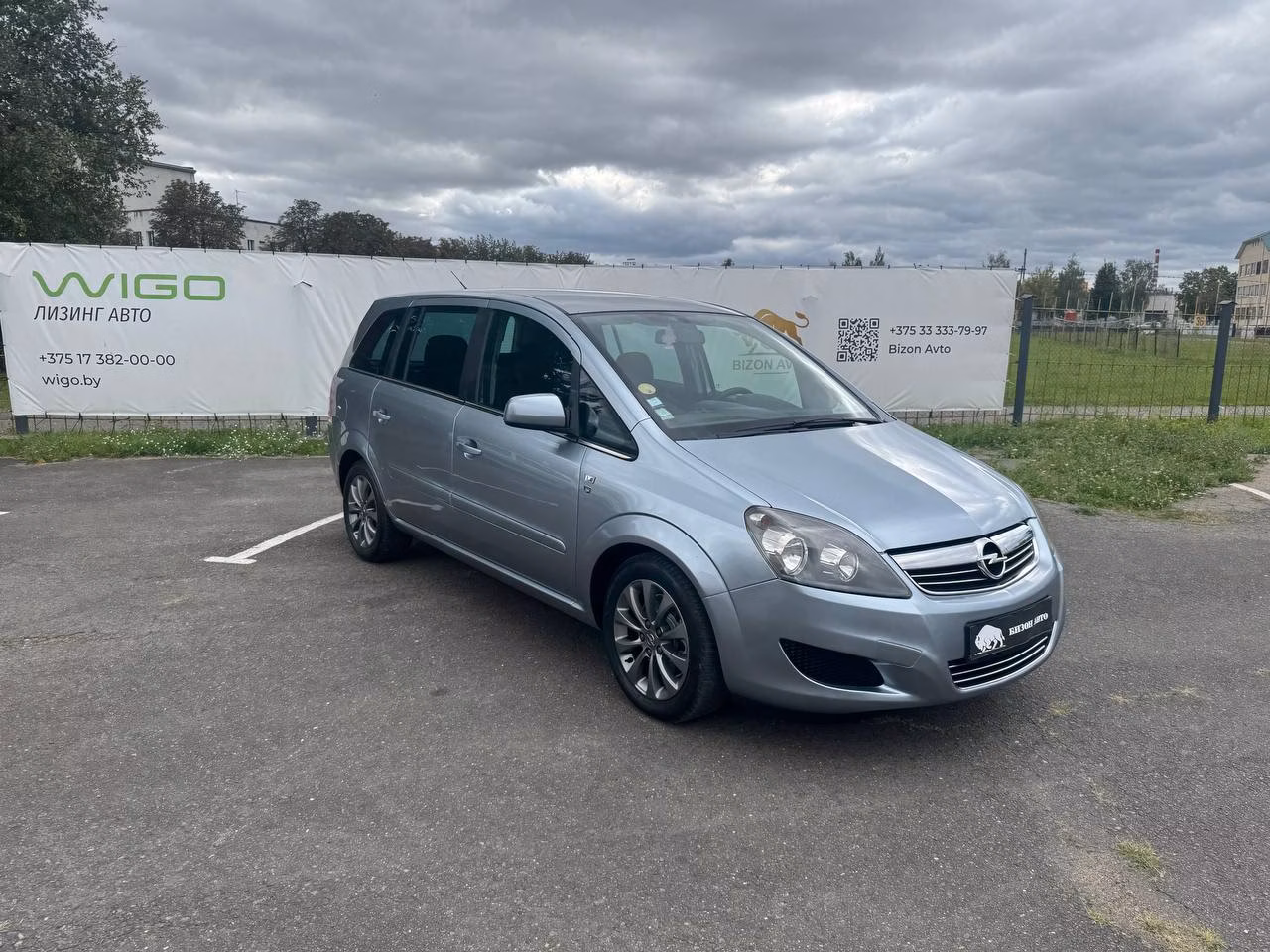 Opel Zafira фото 2