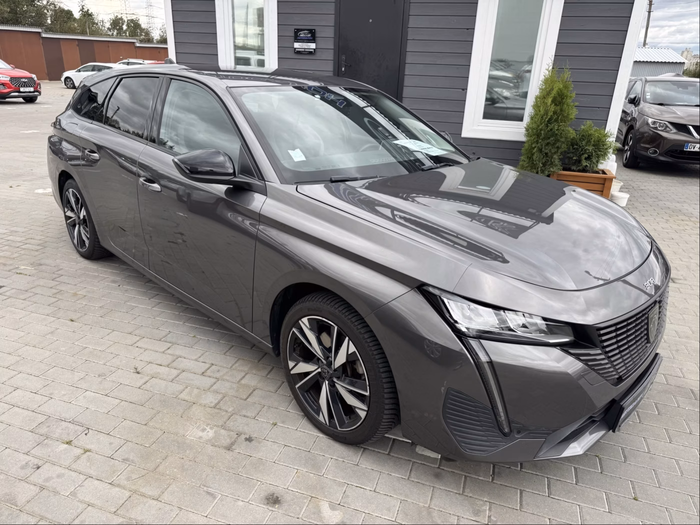 Peugeot 308 фото 9