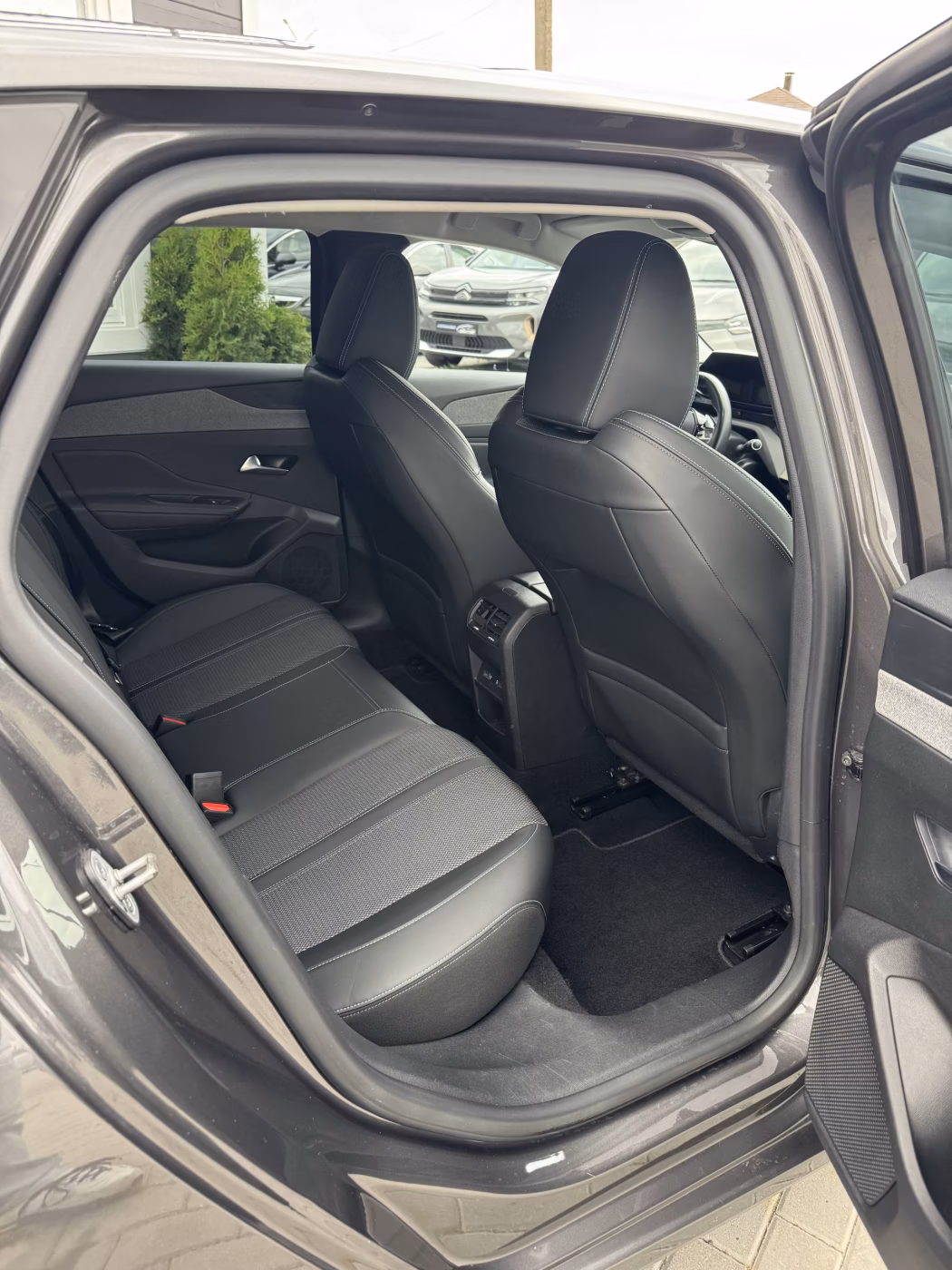 Peugeot 308 фото 12