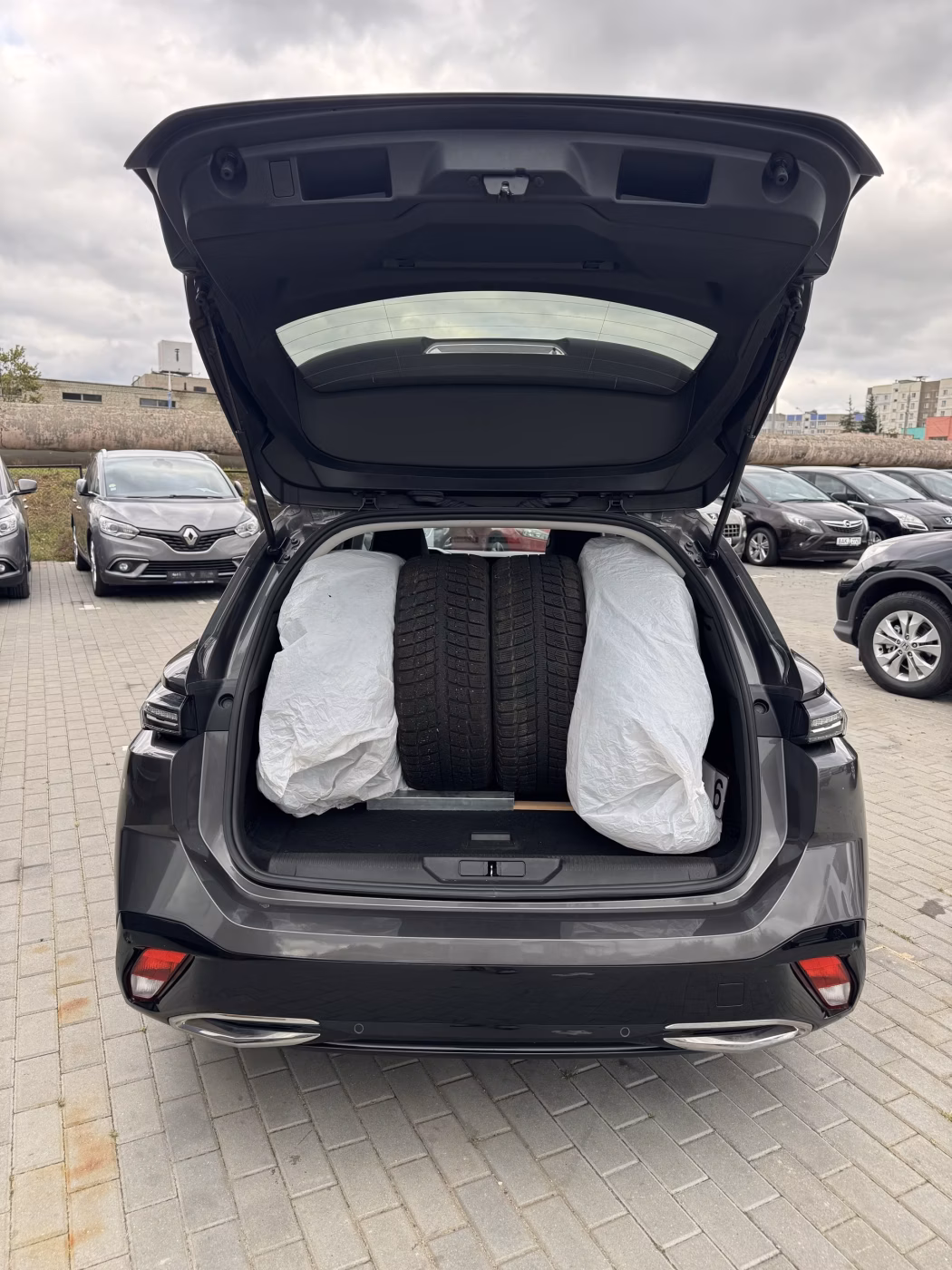 Peugeot 308 фото 14