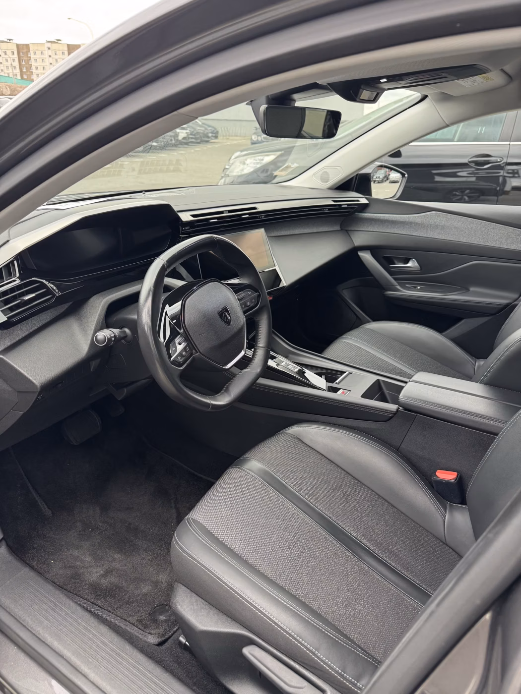 Peugeot 308 фото 11