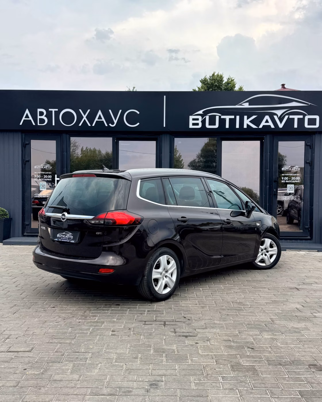 Opel Zafira фото 6