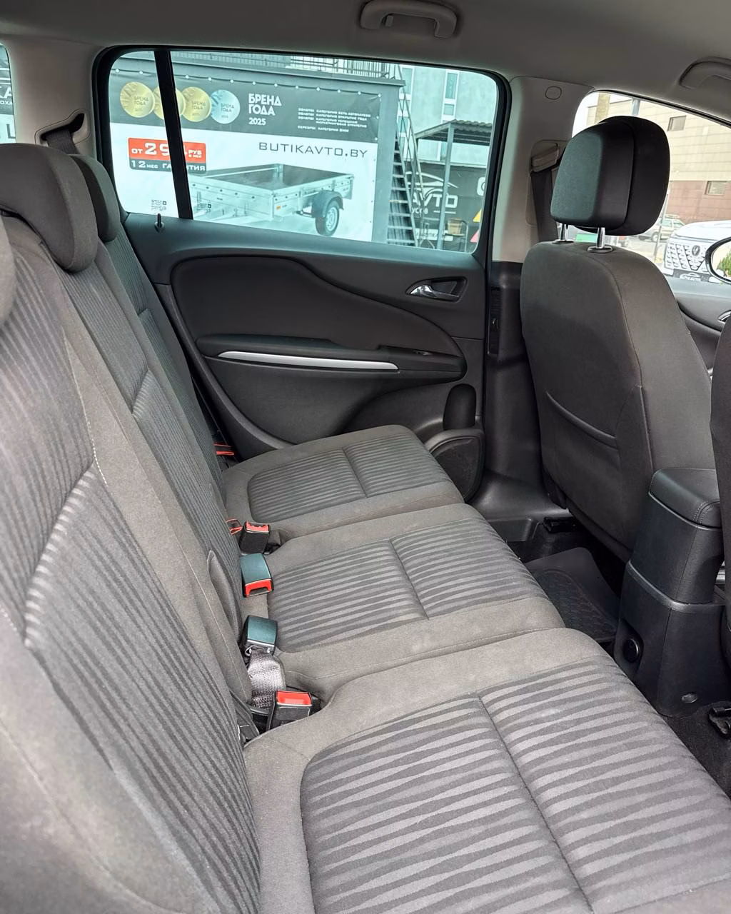 Opel Zafira фото 11