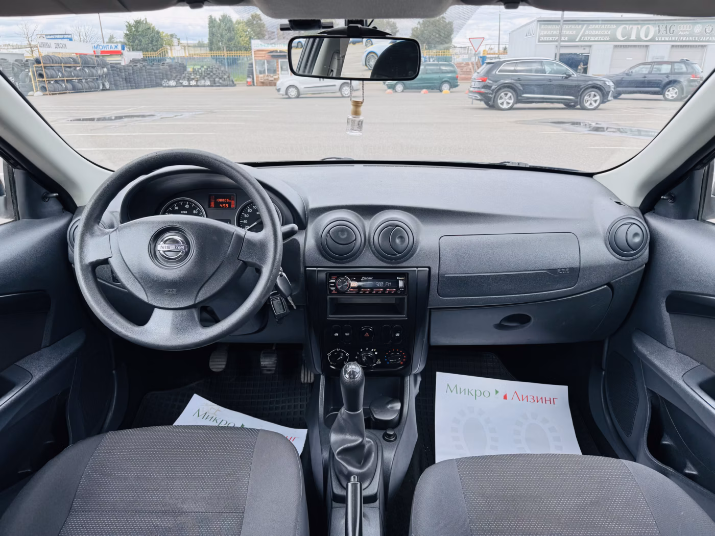 Nissan Almera фото 9