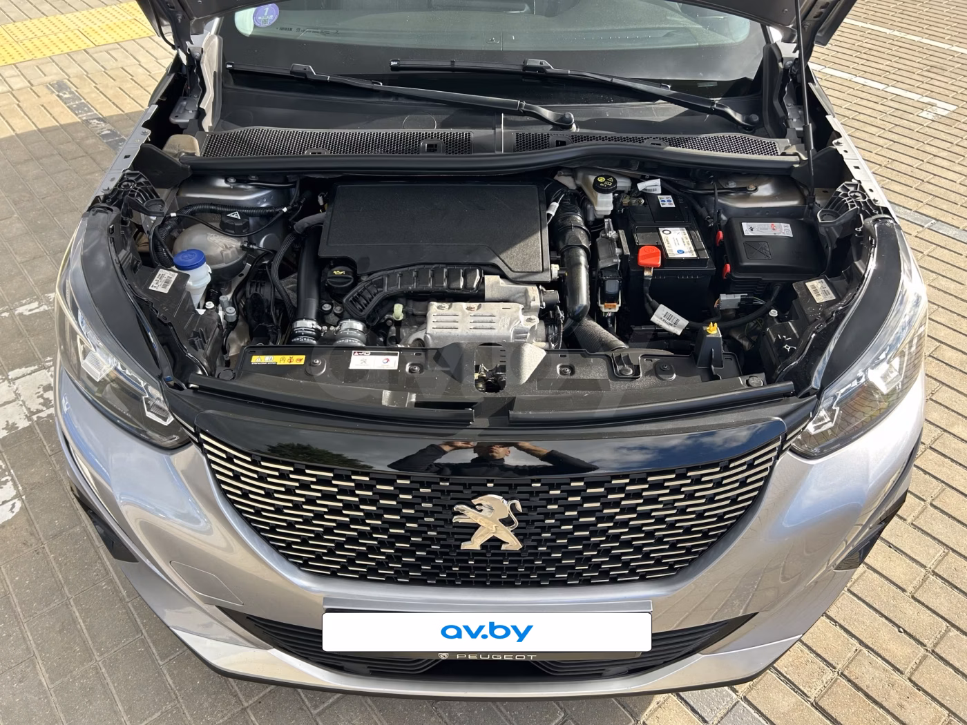 Peugeot 2008 фото 9