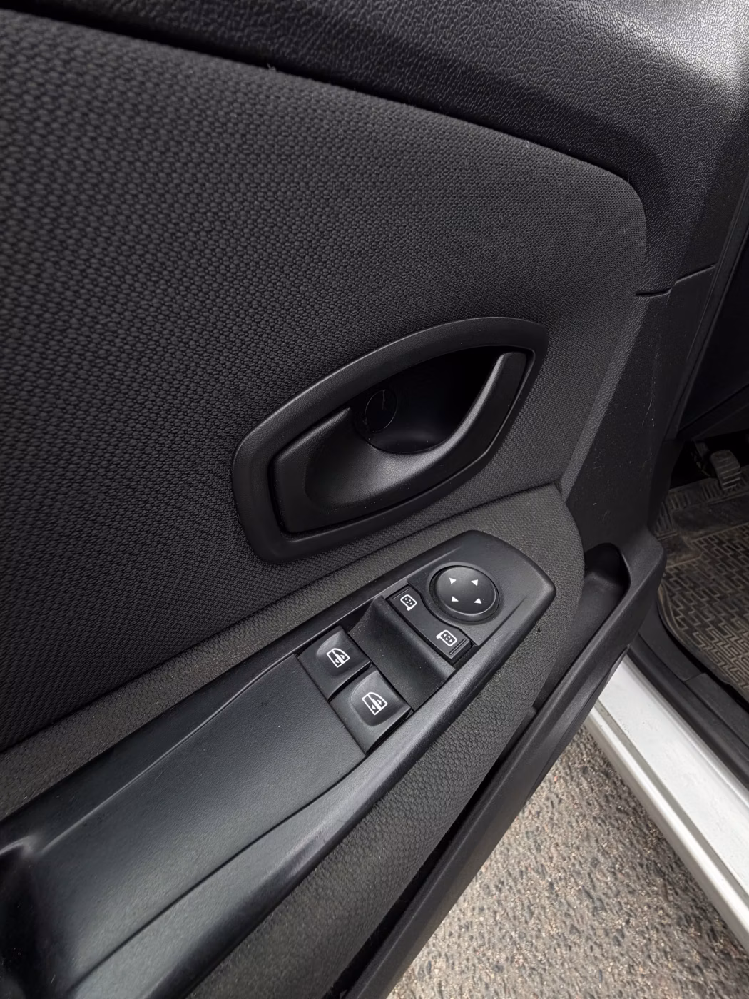 Renault Scenic фото 12