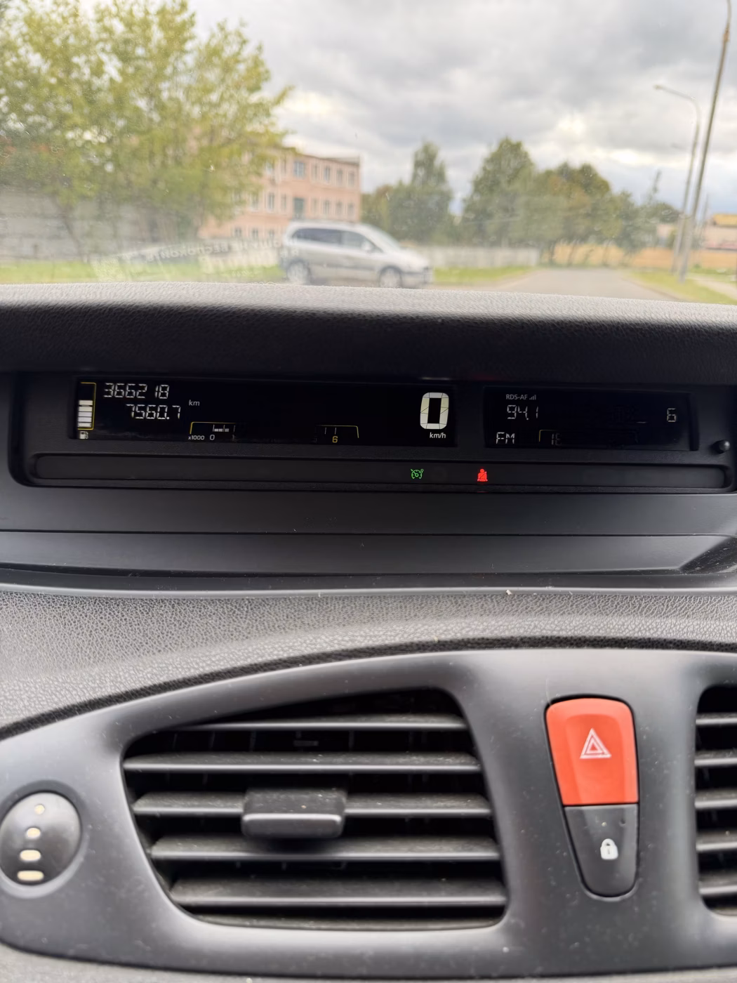 Renault Scenic фото 19