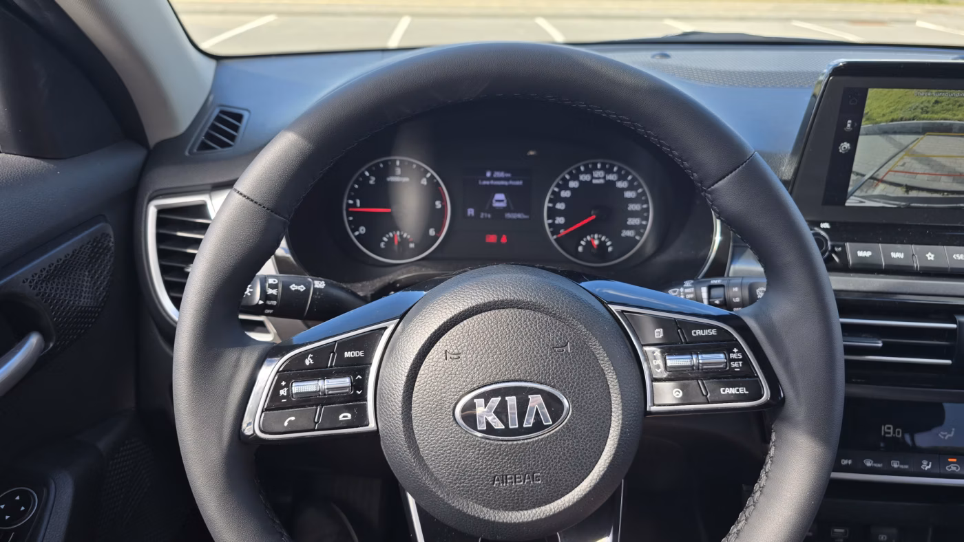 Kia Seltos фото 20