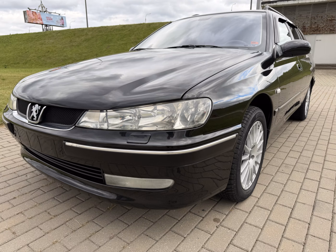Peugeot 406