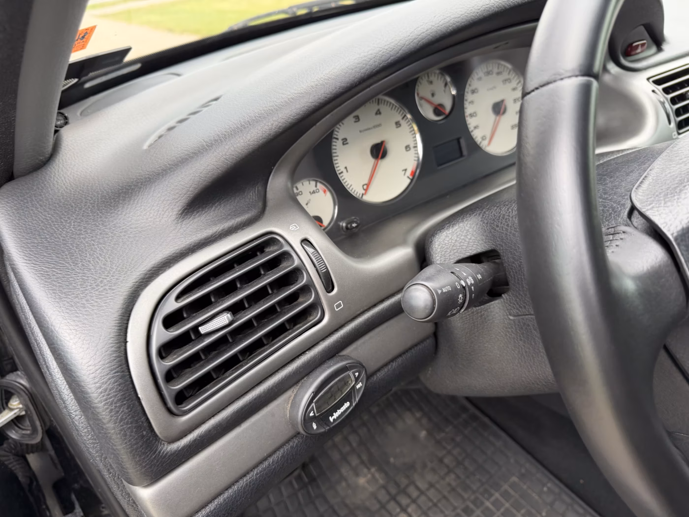 Peugeot 406 фото 15