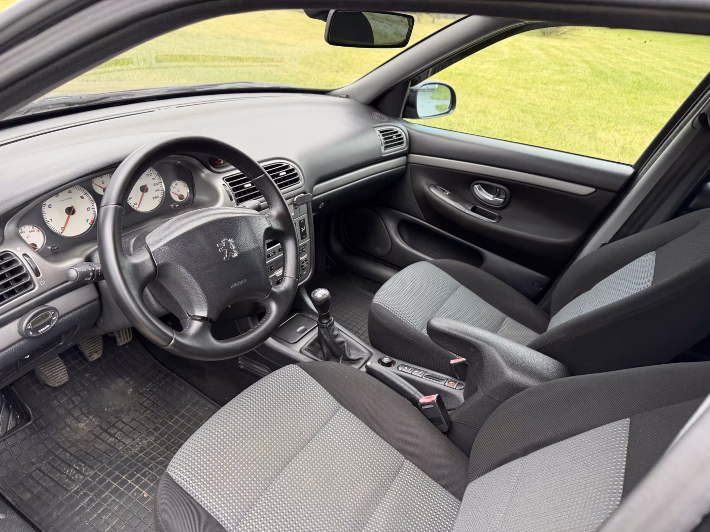 Peugeot 406 фото 12
