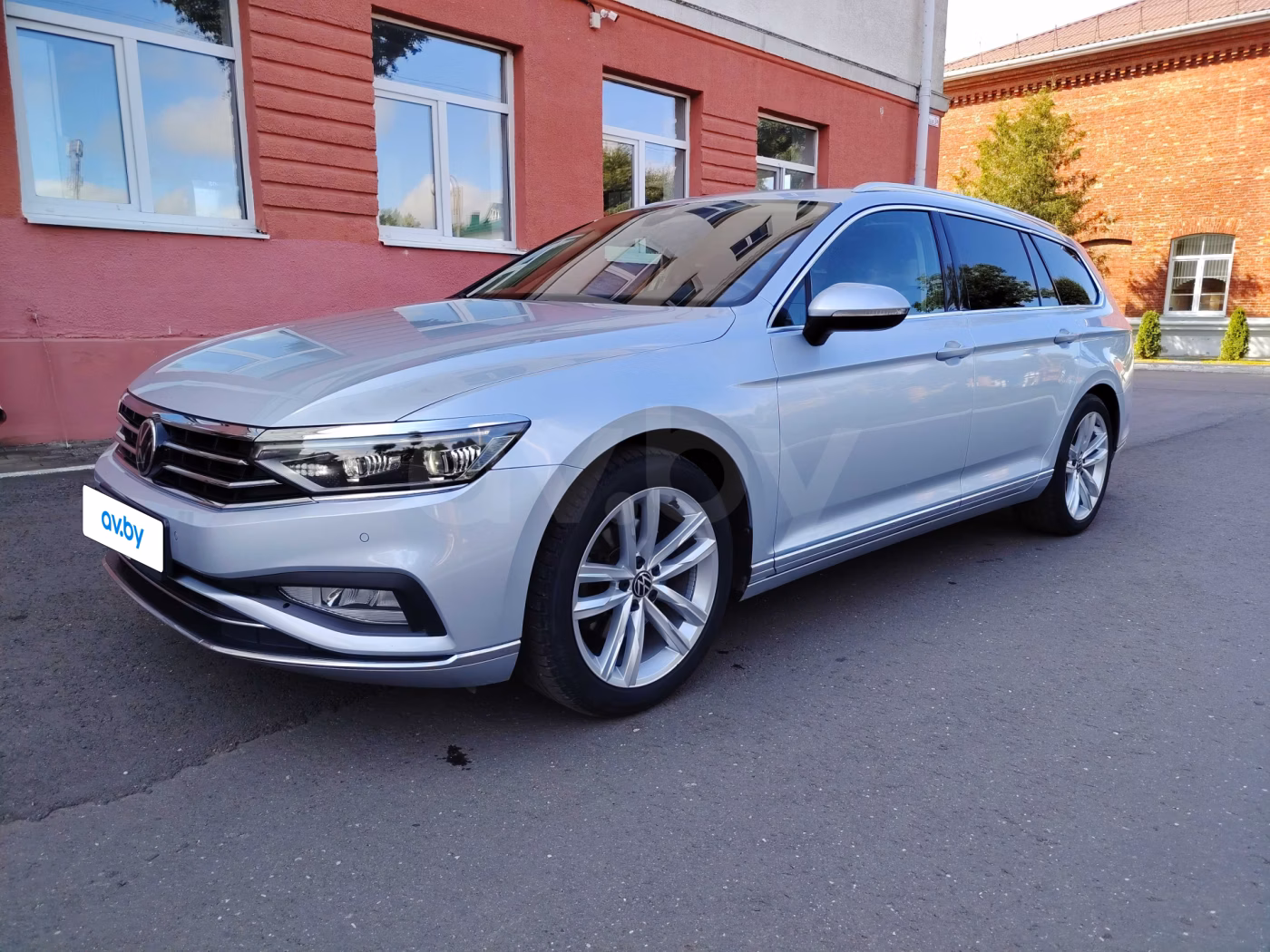 Volkswagen Passat фото 9