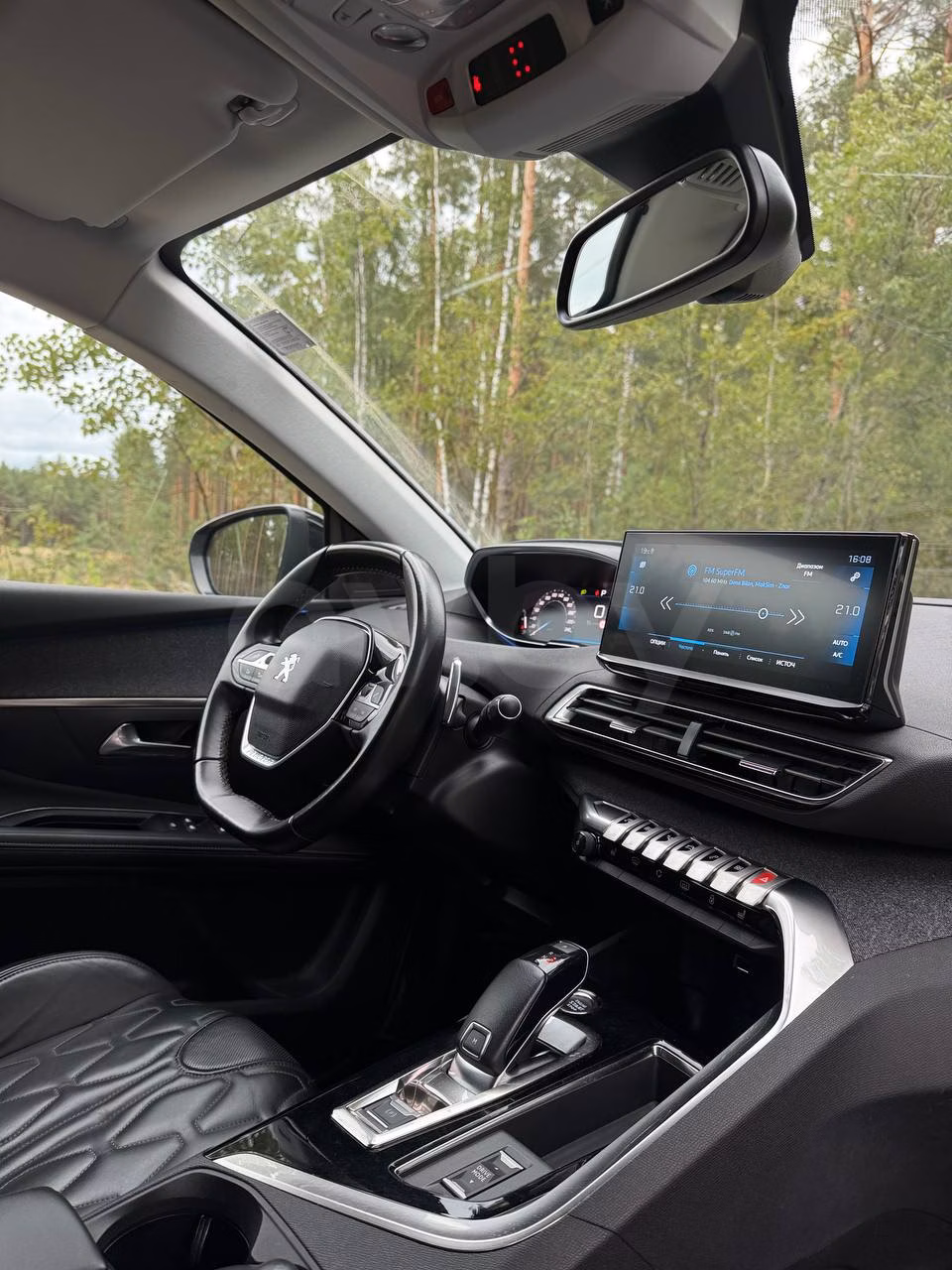 Peugeot 5008 фото 24