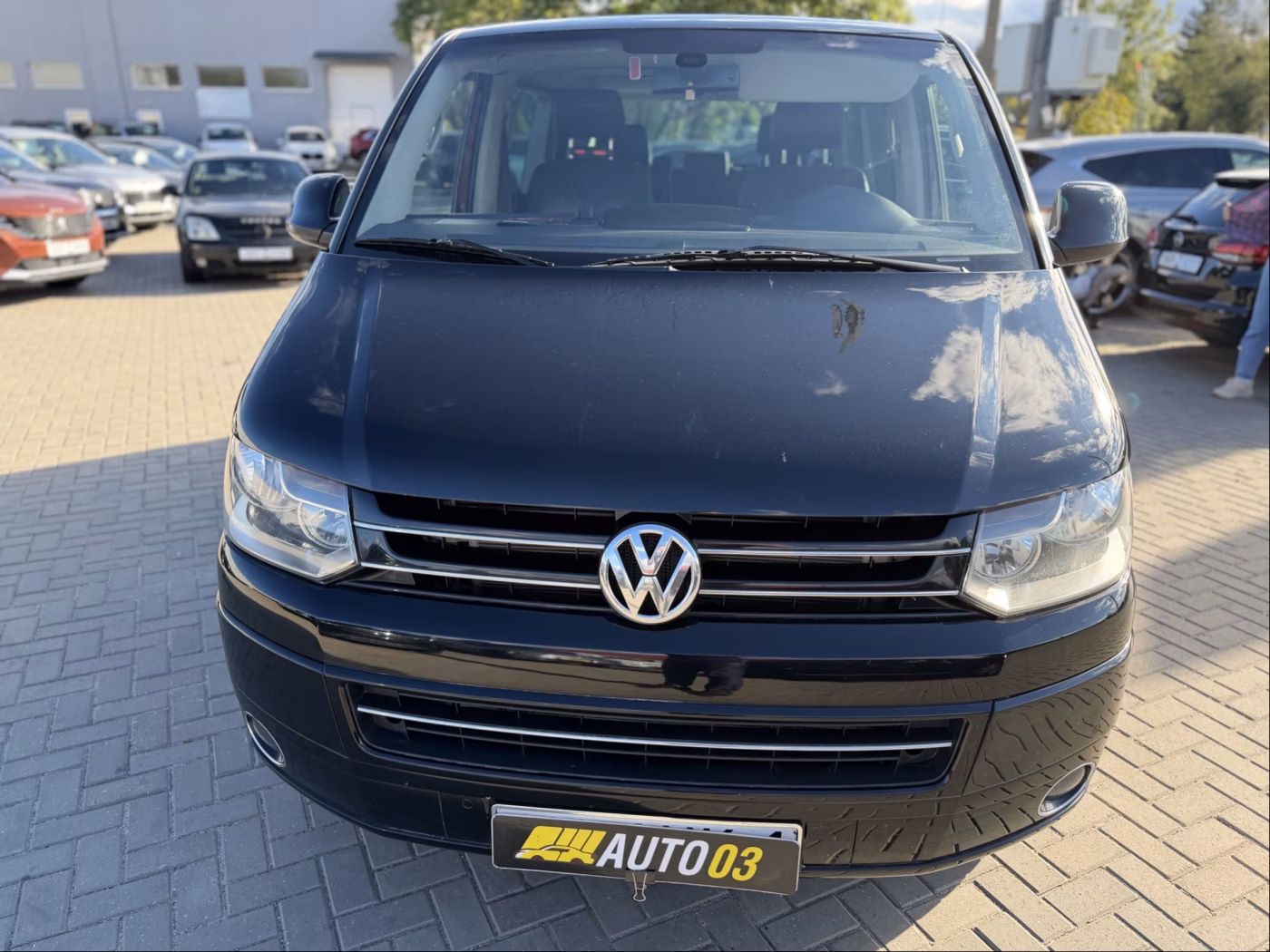 Volkswagen Multivan фото 2