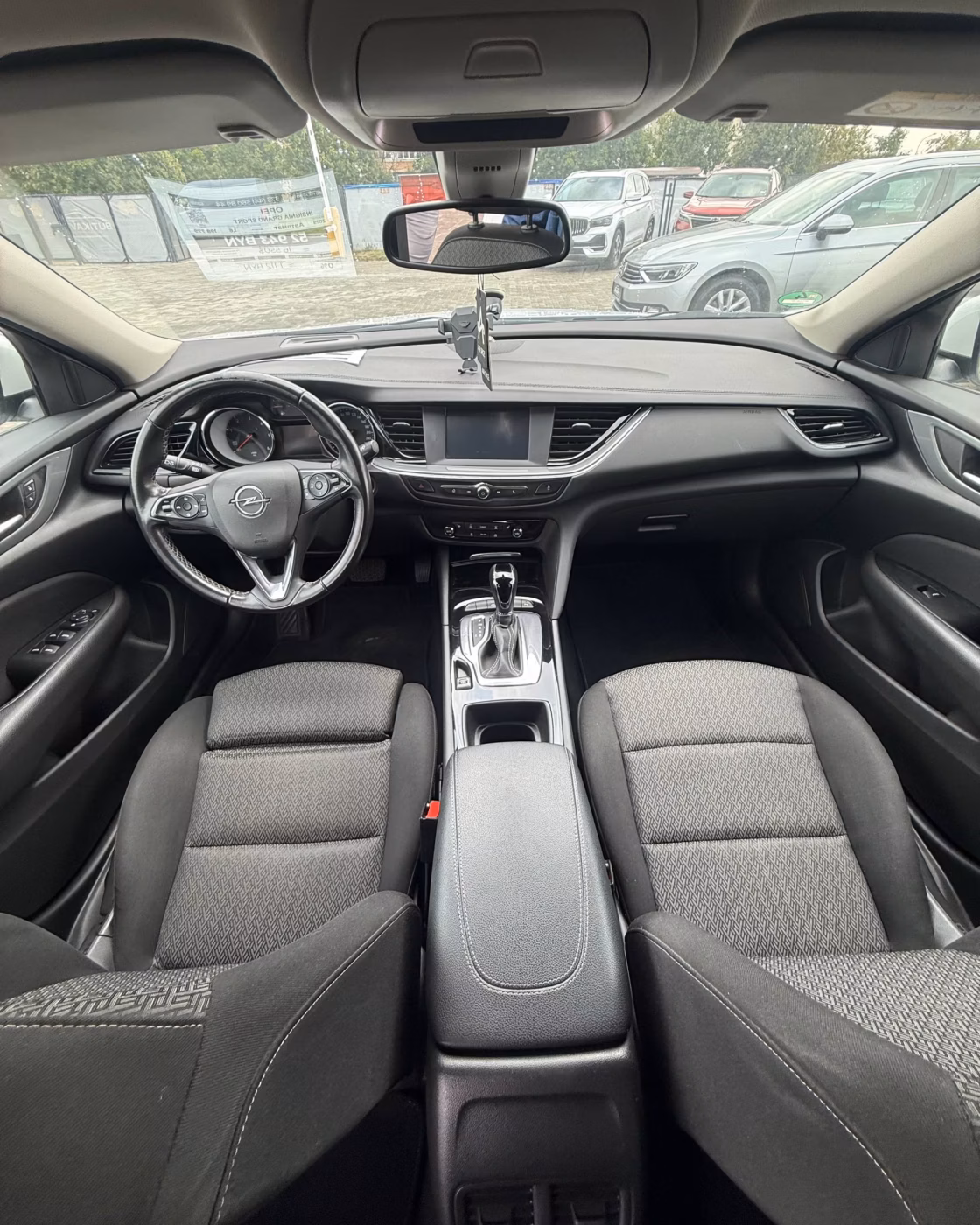 Opel Insignia фото 10