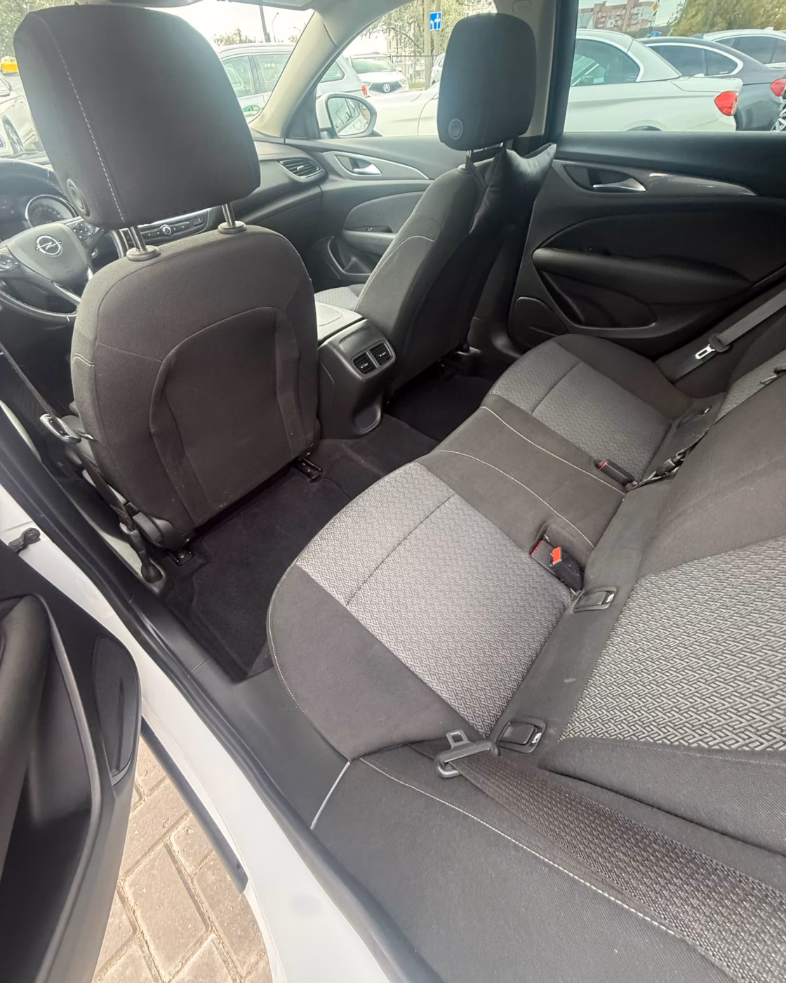Opel Insignia фото 11